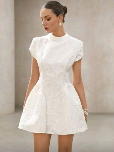 vestido reina 14.99€